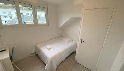 Classic Single Room, City View