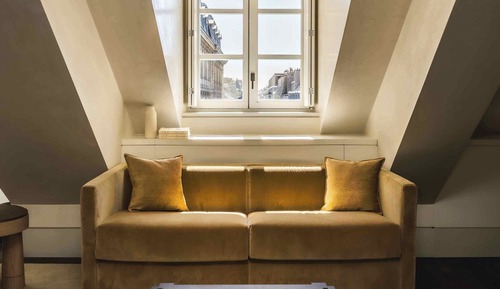Parisian Junior Suite