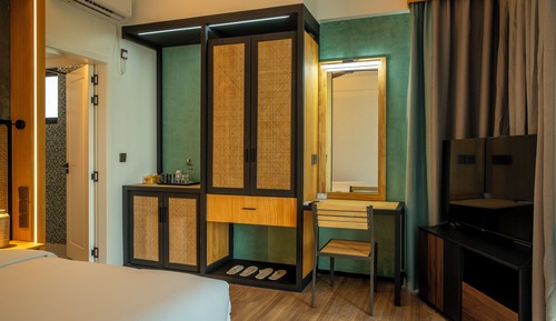 Superior Studio, Balcony, Garden View
