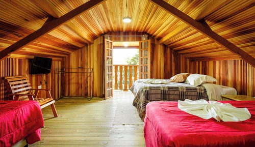 Standard Chalet, Mountain View