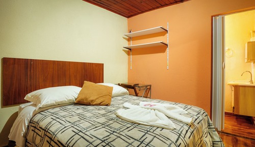 Economy Room