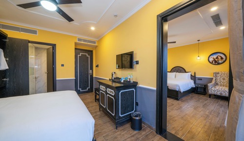 Deluxe Quadruple Room, Balcony, Beach View