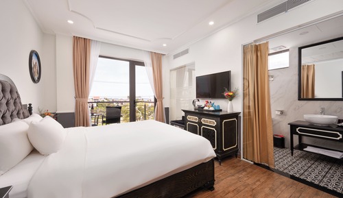 Premier Double Room, Balcony, Beach View