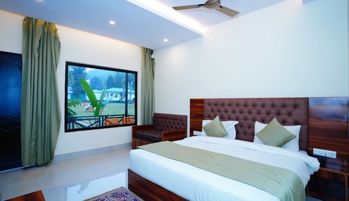 Premium Triple Room