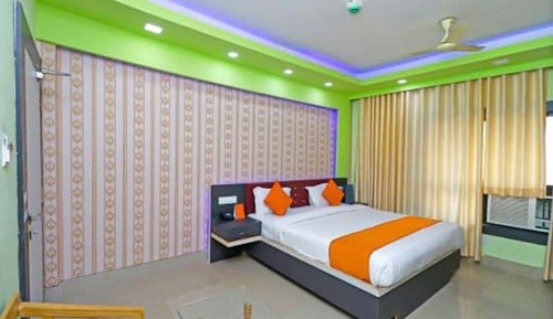 Deluxe Triple Room, City View