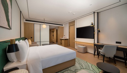 Deluxe Room, 1 King Bed