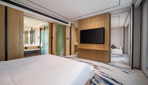 Premium Suite, 1 King Bed