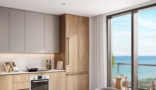 Deluxe Condo, Balcony
