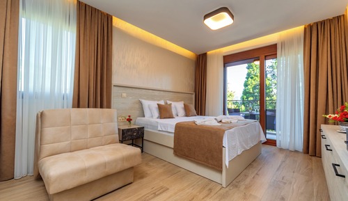 Standard Triple Room, Balcony