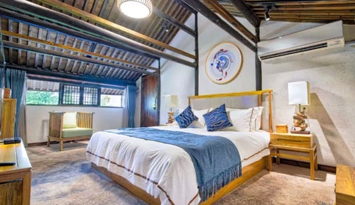 Comfort Single Room, Patio, Hill View