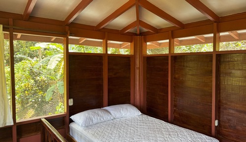 Bungalow, Pets Allowed, Garden View
