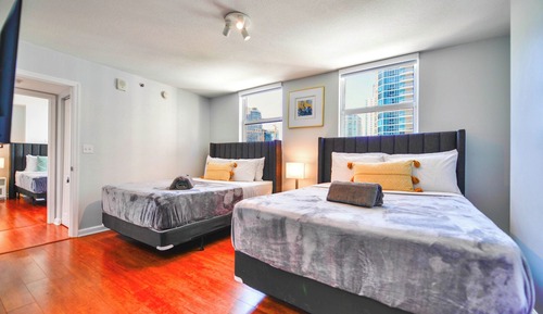 Condo, 3 Bedrooms, Balcony, City View