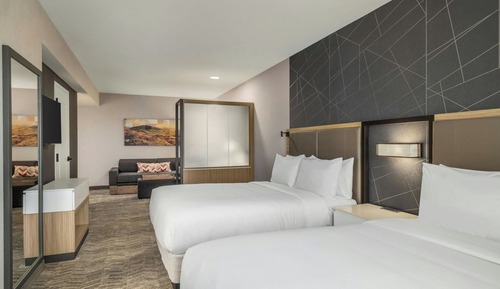 Studio Suite, Multiple Beds