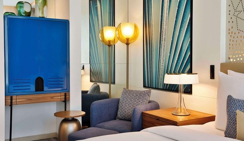 Suite, 1 King Bed, Balcony