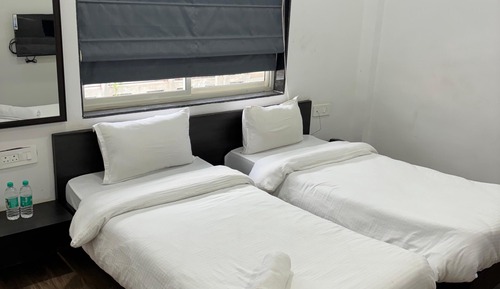 Basic Twin Room