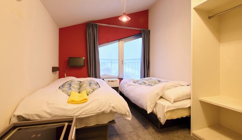 Twin Room, Shared Bath and Toilet [Non-smoking]