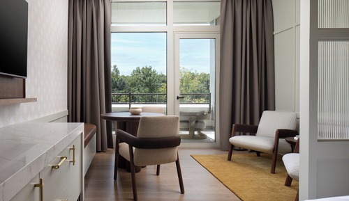 Superior Single Room, 2 Queen Beds, Non Smoking, Balcony