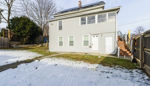 House (2 Bedrooms)