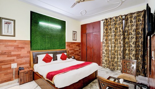 Superior Double Room, City View