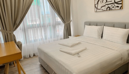 Junior Apartment, City View