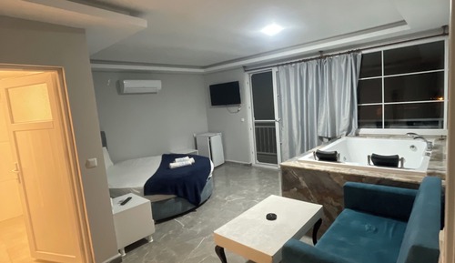 Deluxe Suite, Balcony, Sea View