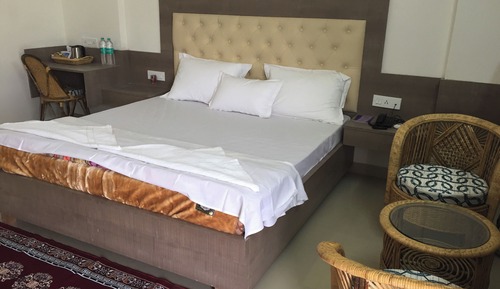 Deluxe Double Room, 1 Bedroom, Garden View, Garden Area