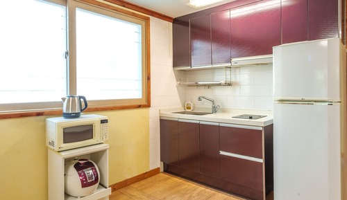 Basic Room, 1 Bedroom (Room 302, Building A (Ocean View))