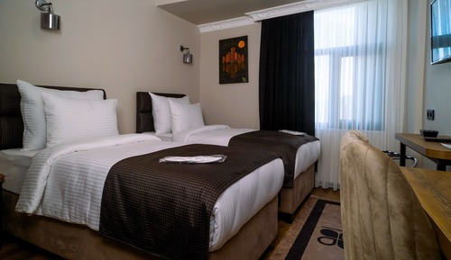 Comfort Twin Room