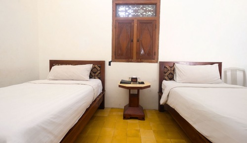 Superior Twin Room