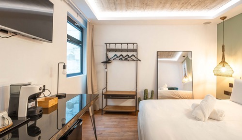 Family Suite, Balcony, City View