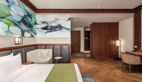 Premium Room, 1 King Bed