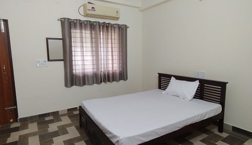 Deluxe Double Room, Garden View