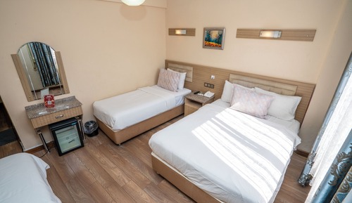 Standard Triple Room, Smoking