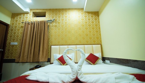 Deluxe Double Room, City View