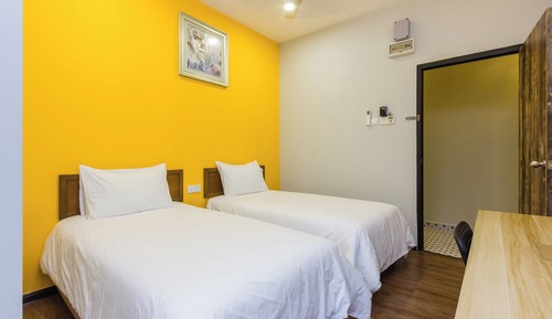 Deluxe House, 5 Bedrooms, Garden View