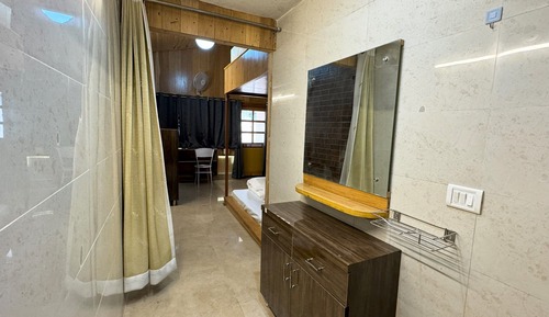 Deluxe Double or Twin Room, Mountain View