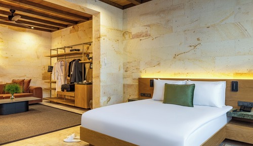 Premium Room
