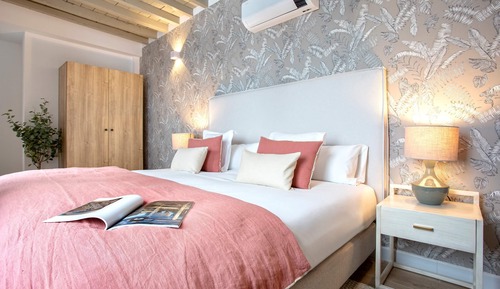 Apartment (2 Bedrooms)