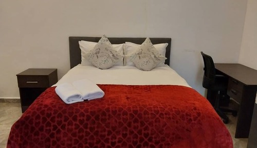 Deluxe Double Room, Garden View