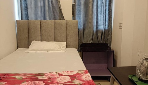 Classic Single Room, City View