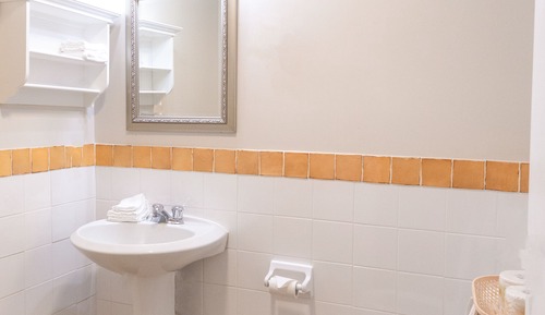 Comfort Studio Suite, 1 King Bed with Sofa bed, Jetted Tub, Lake View