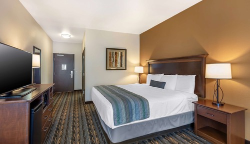 Standard Room, 1 King Bed, Accessible, Non Smoking