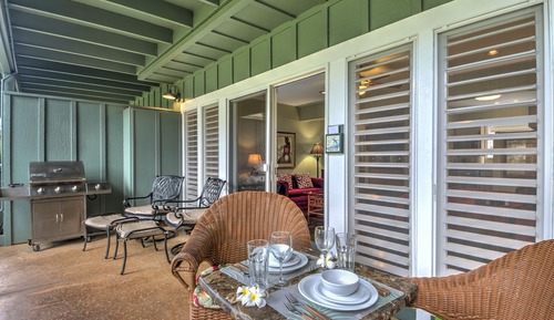 Superior Studio Suite, Ensuite, Garden View (Dolphin King Studio)