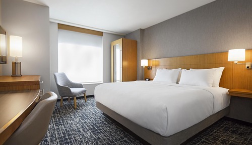 Room, 1 King Bed (High Floor)