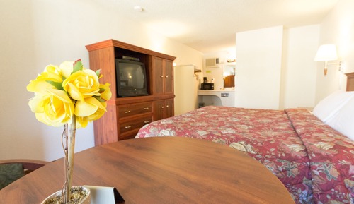 Standard Cabin, 2 Queen Beds