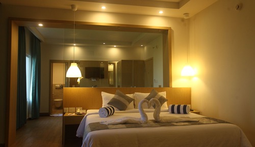 Executive Suite with One Bed Room
