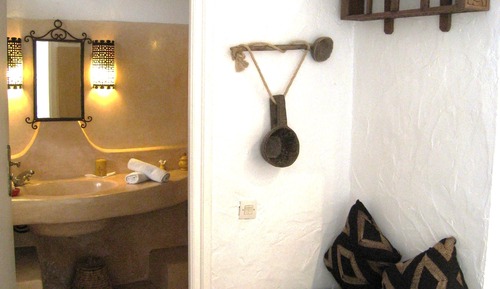 Economy Double Room, 1 Queen Bed