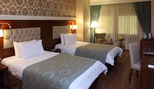 Triple Room, City View