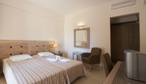 Basic Double or Twin Room