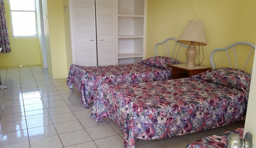 Business Suite, 2 Queen Beds